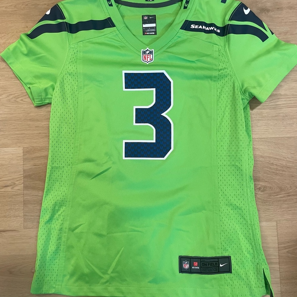 Nike Seahawks Russell Wilson color rush jersey
